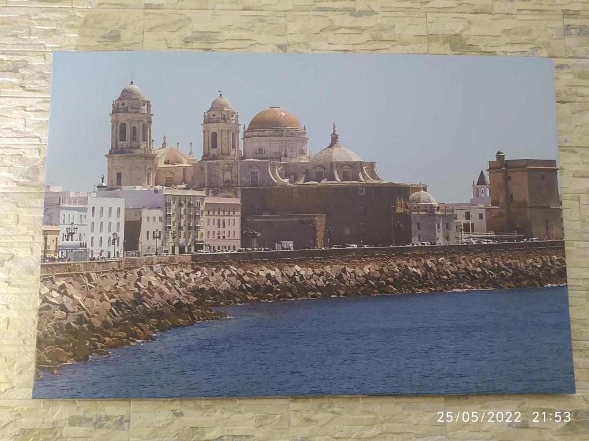 Los Tres Girasoles Cádiz Exterior foto